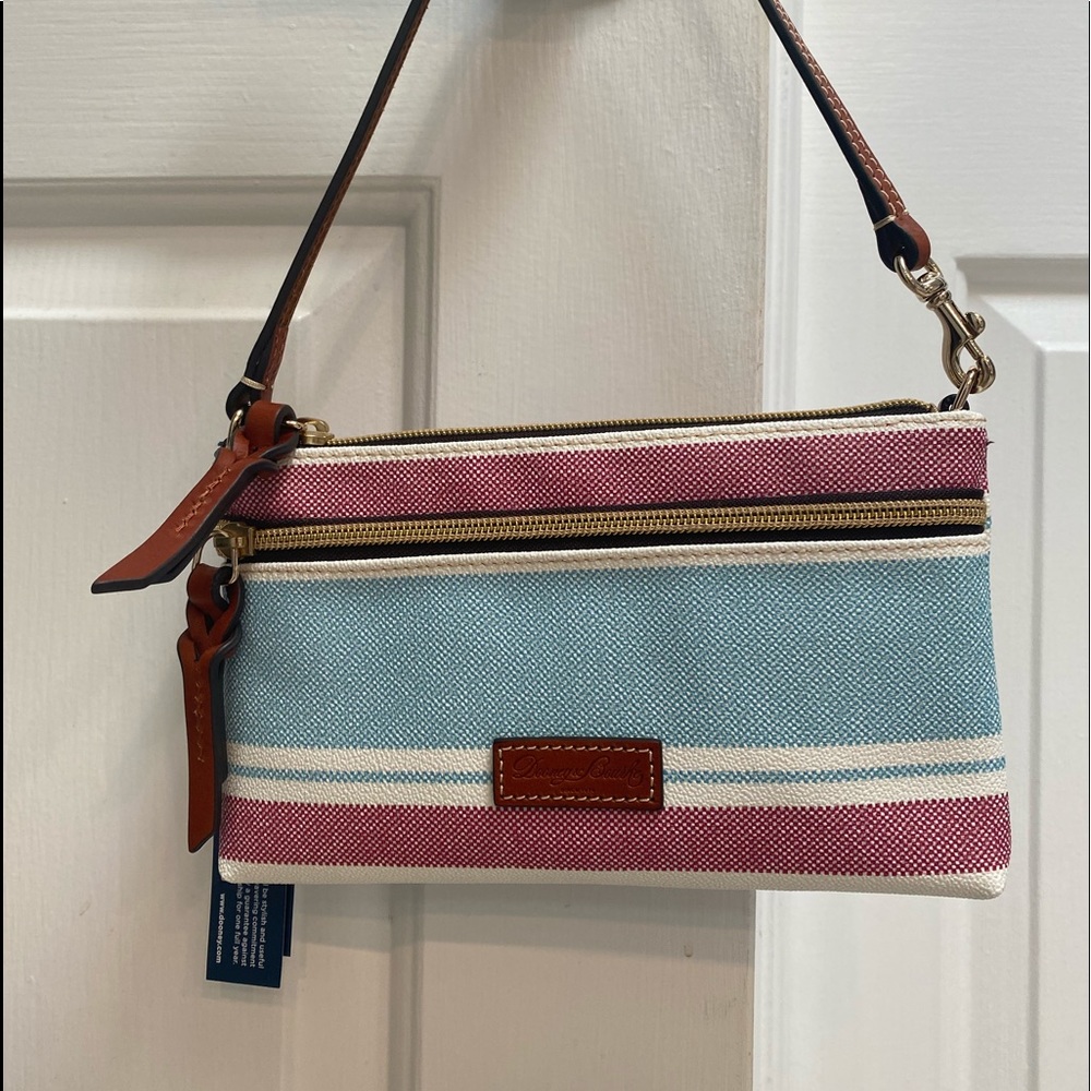 DOONEY & BURKE clutch purse with strap